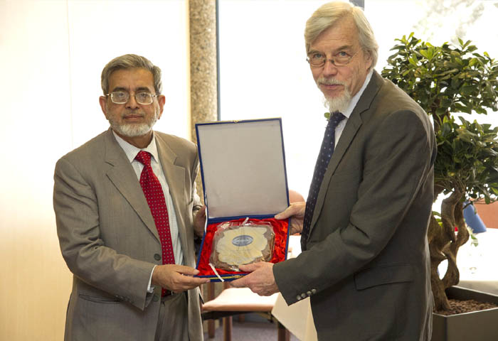 COMSATS’ Delegation Visits CERN, Geneva
