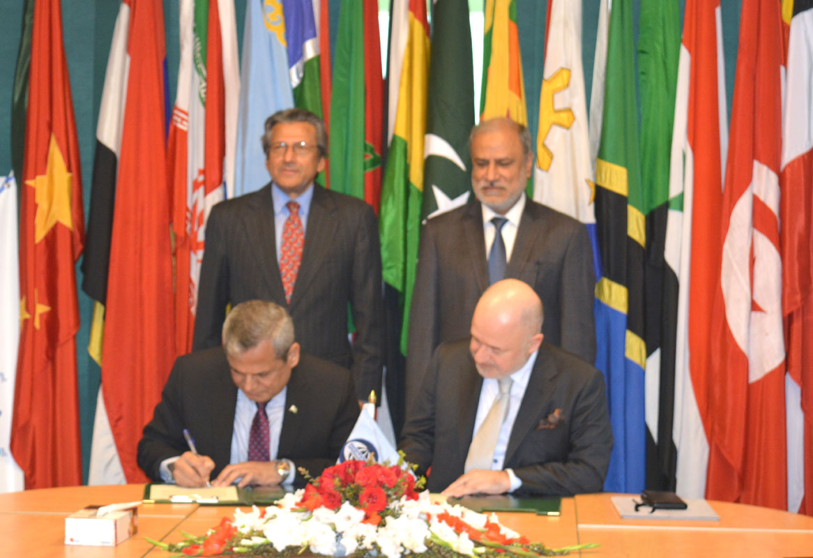 COMSATS and World Business Angels Investment Forum to cooperate and collaborate in S&T, sign LoI