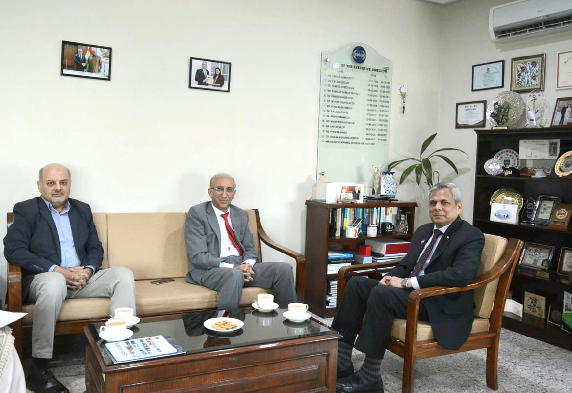 COMSATS and Oxford Policy Management Explore Strategic Collaboration